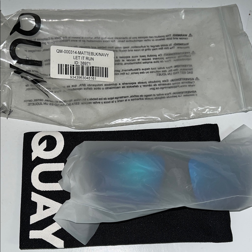 Quay matte sunglasses. Never used